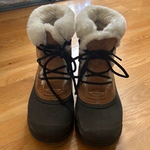 SOREL Tan Black Snow Angel Lace Thinsulate Lined Boots. NL 1810-23 / size 8